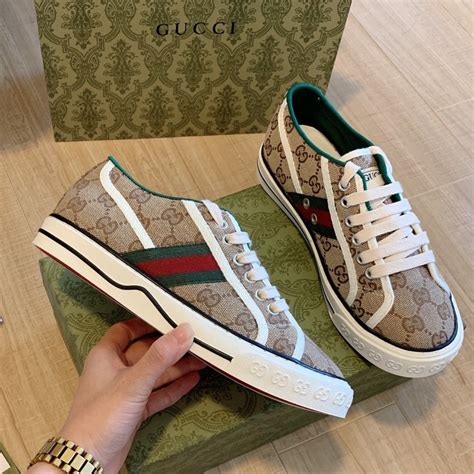 tenis gucci blancos para mujer|gucci tennis 1977 black.